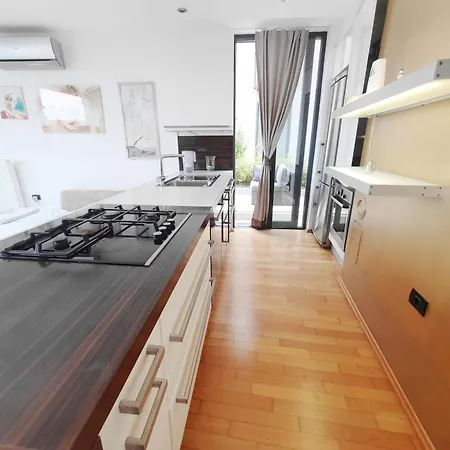 Апартаменты Bella Vista Lux With Private Terace *