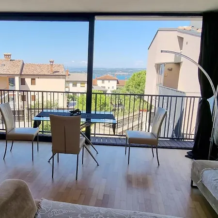 Bella Vista Lux With Private Terace 아파트