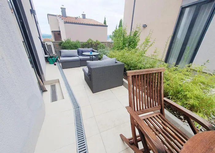 Bella Vista Lux With Private Terace